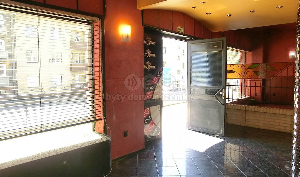 Prodej obchodních prostor 332 m², Karviná – náhled fotky 2