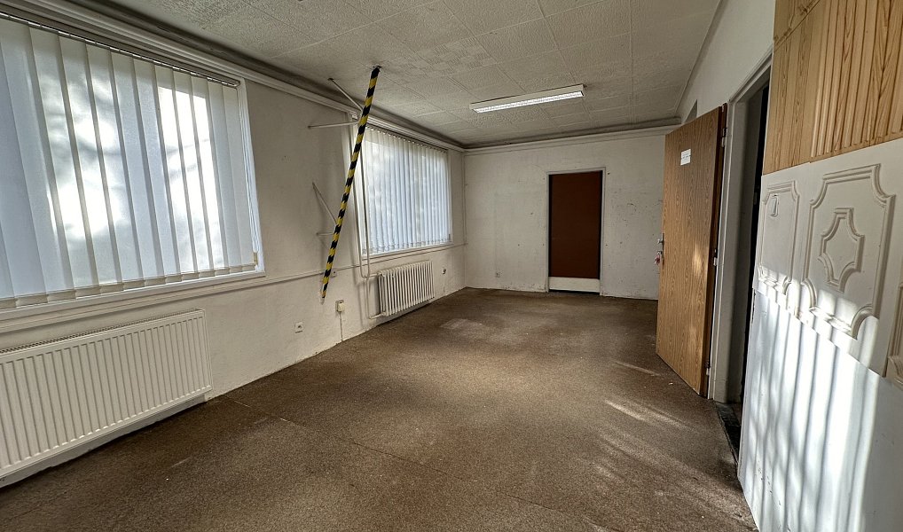 Pronájem kanceláře 200 m², Beroun – náhled fotky 14
