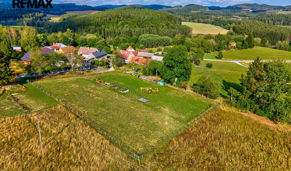 Prodej stavebního pozemku 2 100 m², Vyšší Brod – náhled fotky 14