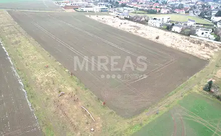 Prodej stavebního pozemku 5 650 m², Praha 10