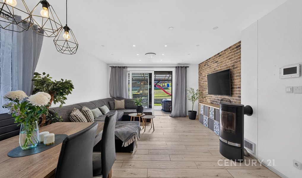 Prodej domu 112 m² s pozemkem 877 m², Litohlavy – náhled fotky 13