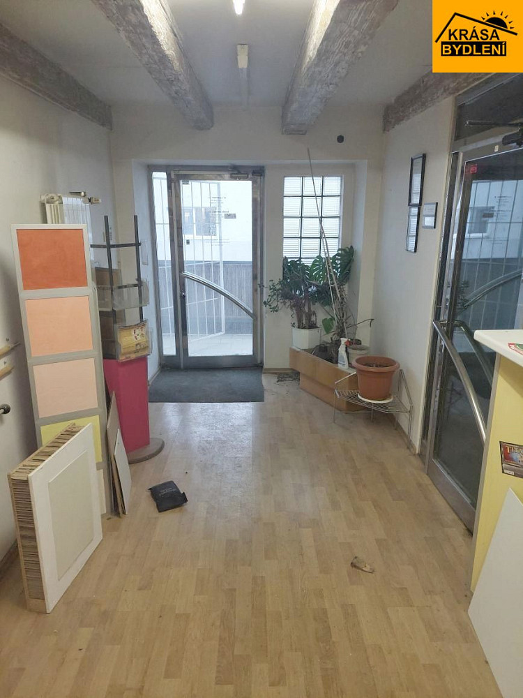 Pronájem skladovacích prostor 500 m² — photo 4