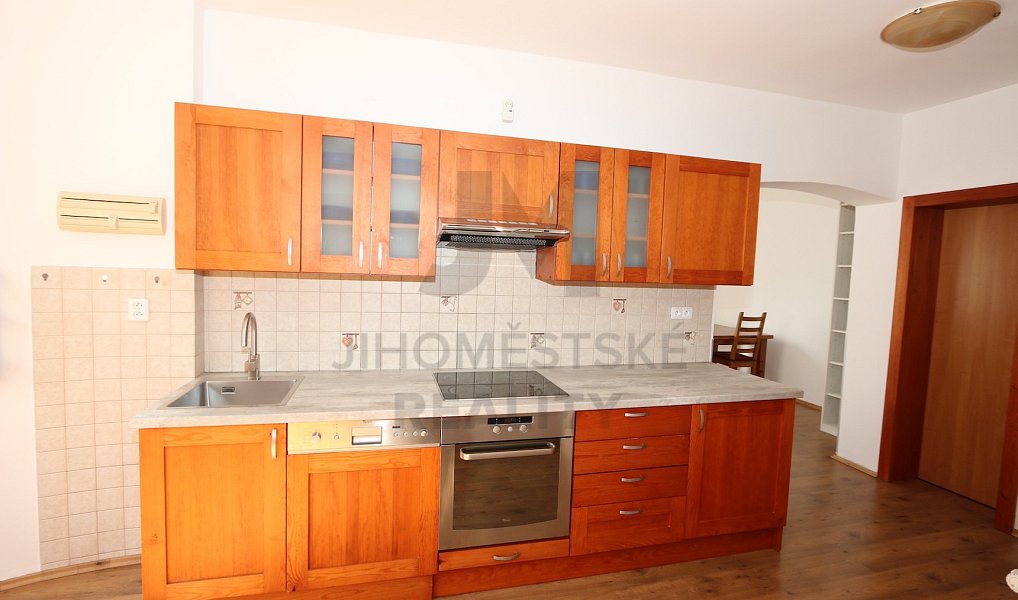 Pronájem bytu 3+1 110 m², Dolní Břežany – náhled fotky 5