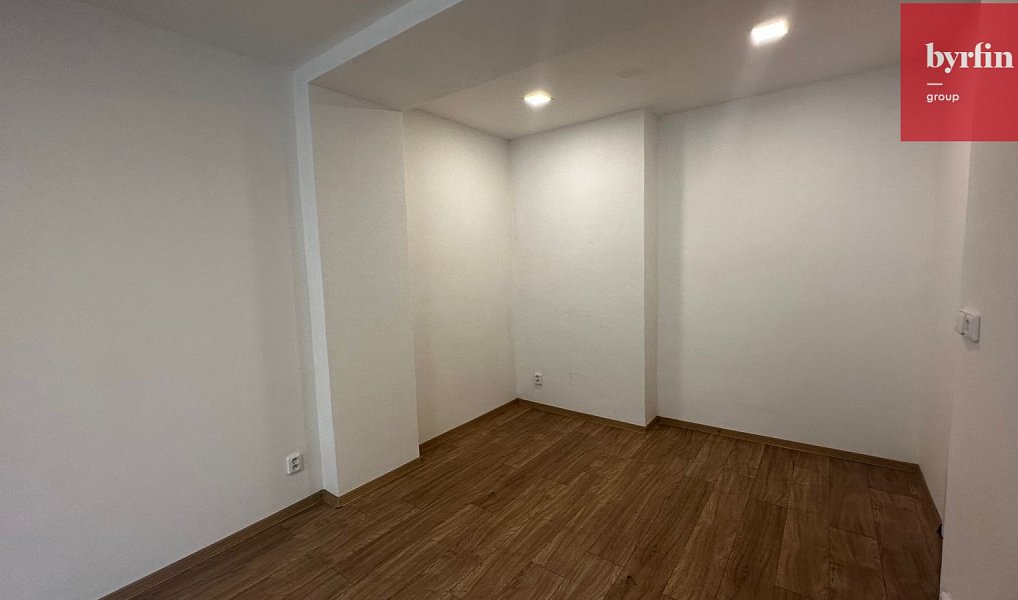 Pronájem bytu 2+1 65 m², Opava – náhled fotky 5
