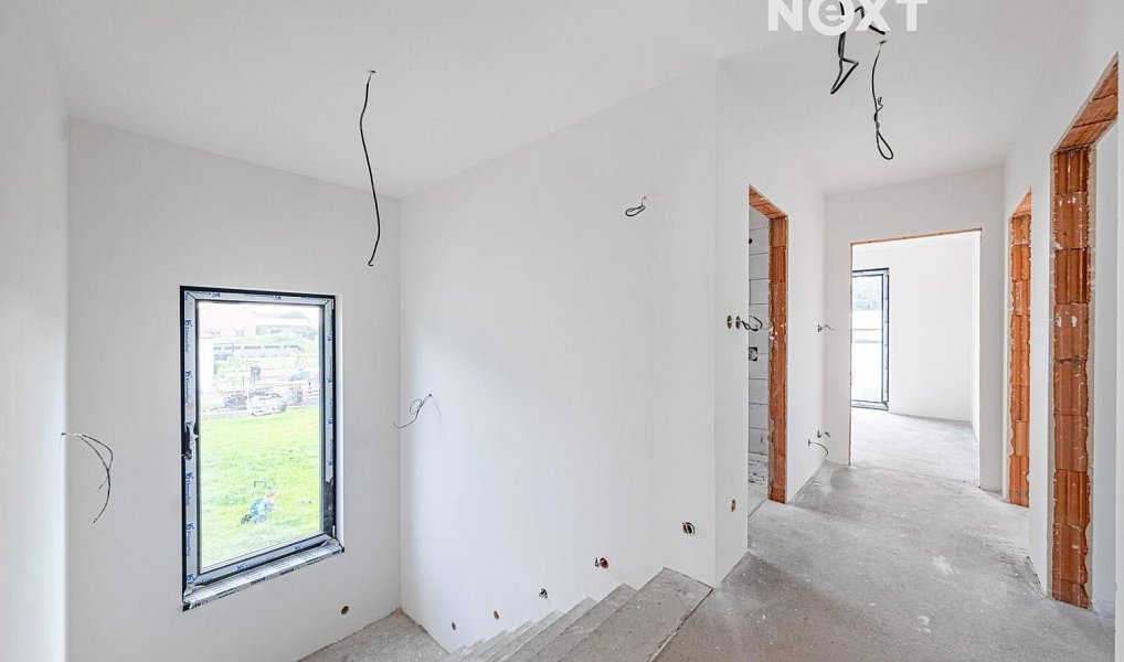 Prodej domu 260 m² s pozemkem 1 037 m², Hradec Králové – náhled fotky 20