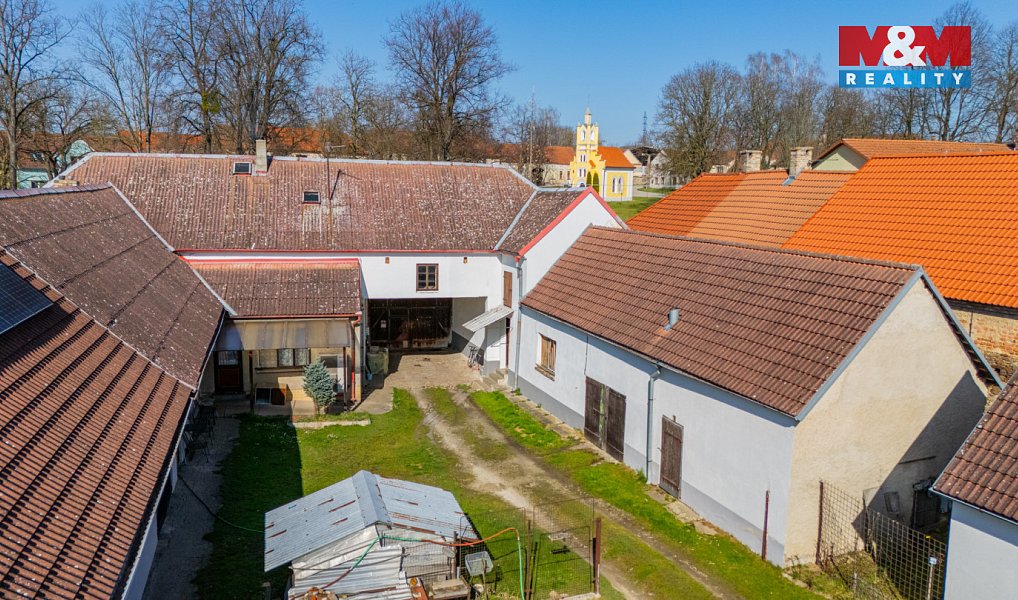 Prodej domu 195 m² s pozemkem 7 046 m², Dříteň – náhled fotky 7