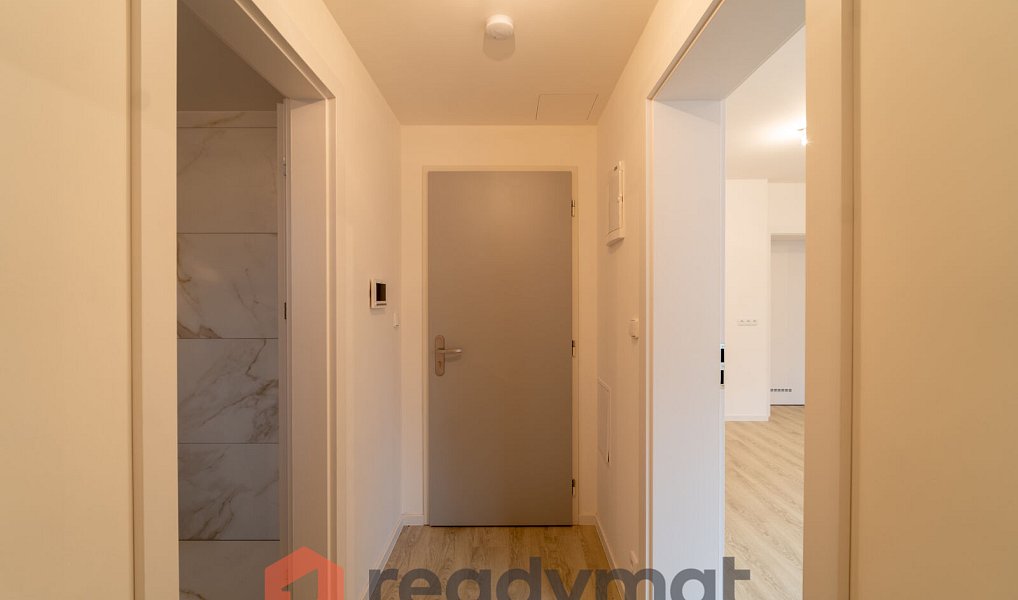 Pronájem bytu 1+kk 44 m², Hodonín – náhled fotky 4