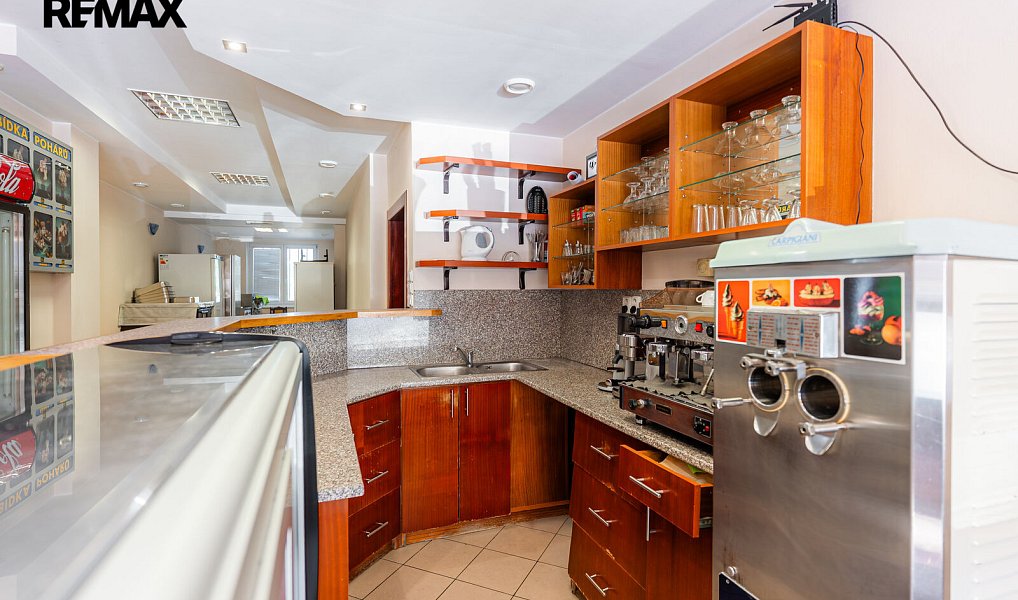 Prodej ubytovacího objektu 190 m², Veselí nad Moravou – náhled fotky 21