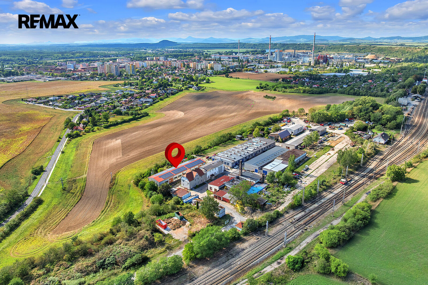 Prodej výrobních prostor 746 m² – fotografie 2