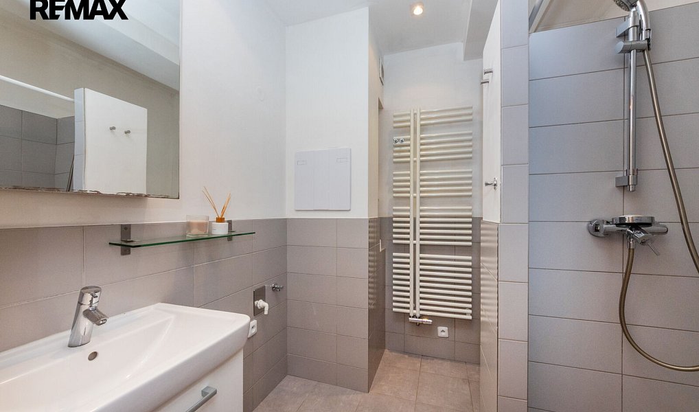Prodej bytu 3+kk 86 m², Praha – náhled fotky 15