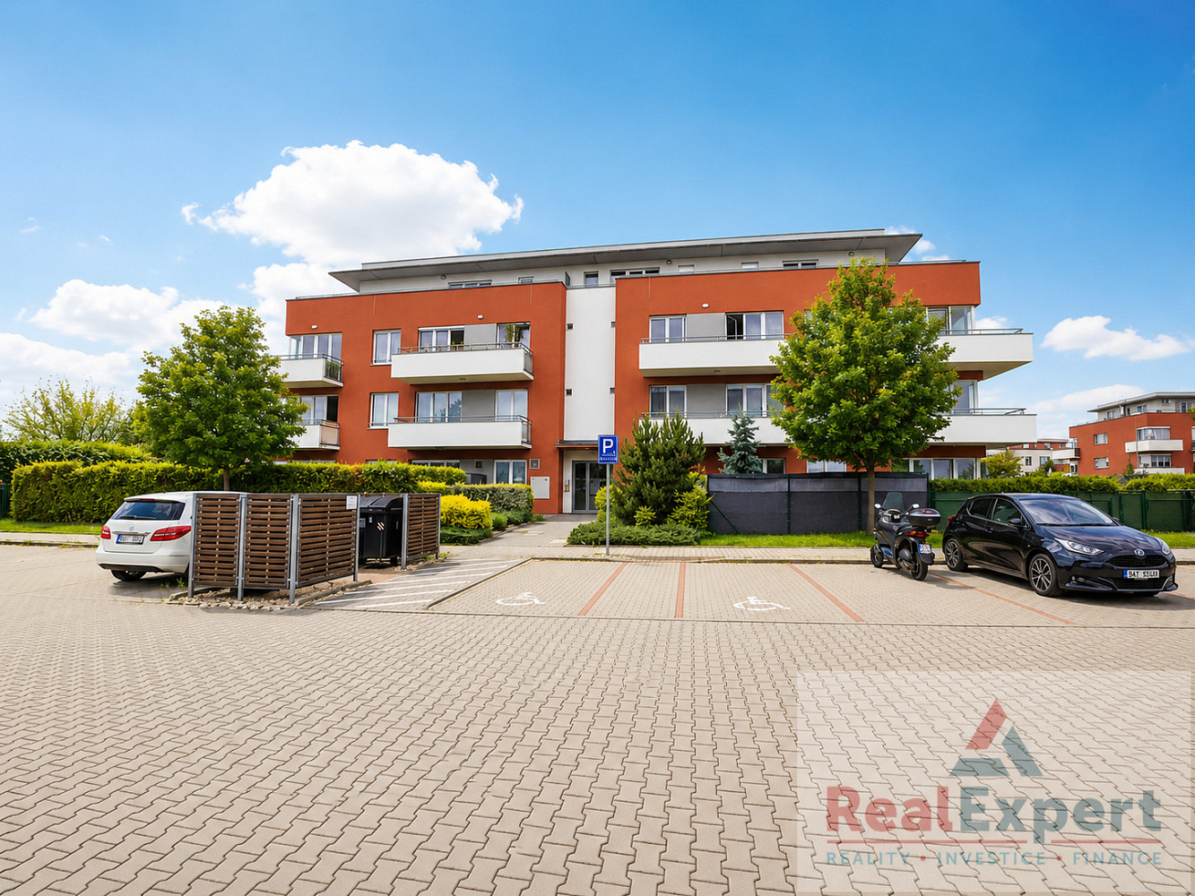 Prodej bytu 2+kk 87 m²