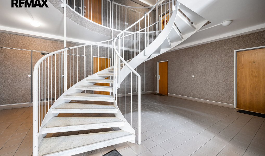 Pronájem bytu 2+1 57 m², Praha – náhled fotky 12
