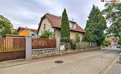 Prodej domu 320 m² s pozemkem 974 m², K úvozu, Praha 5 - Lochkov