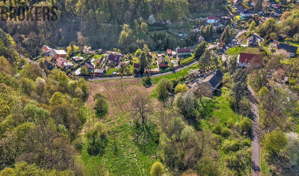 Prodej stavebního pozemku 1 547 m², Chuderov – náhled fotky 11
