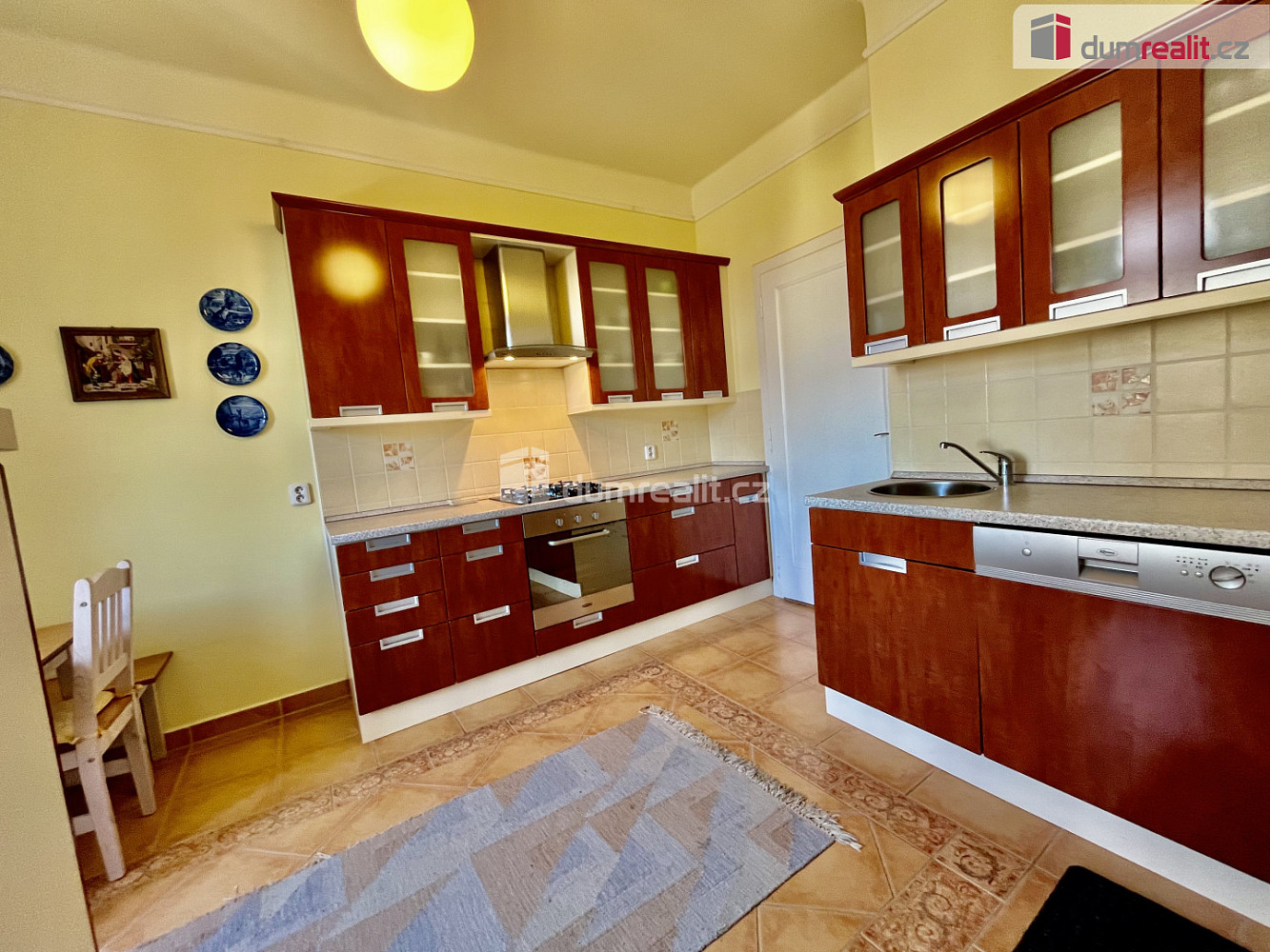 Prodej bytu 2+1 82 m² — photo 2