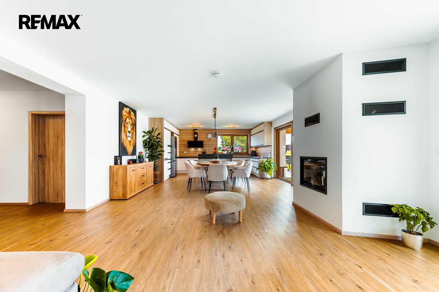 Prodej domu 350 m² s pozemkem 2 074 m² – fotografie 5