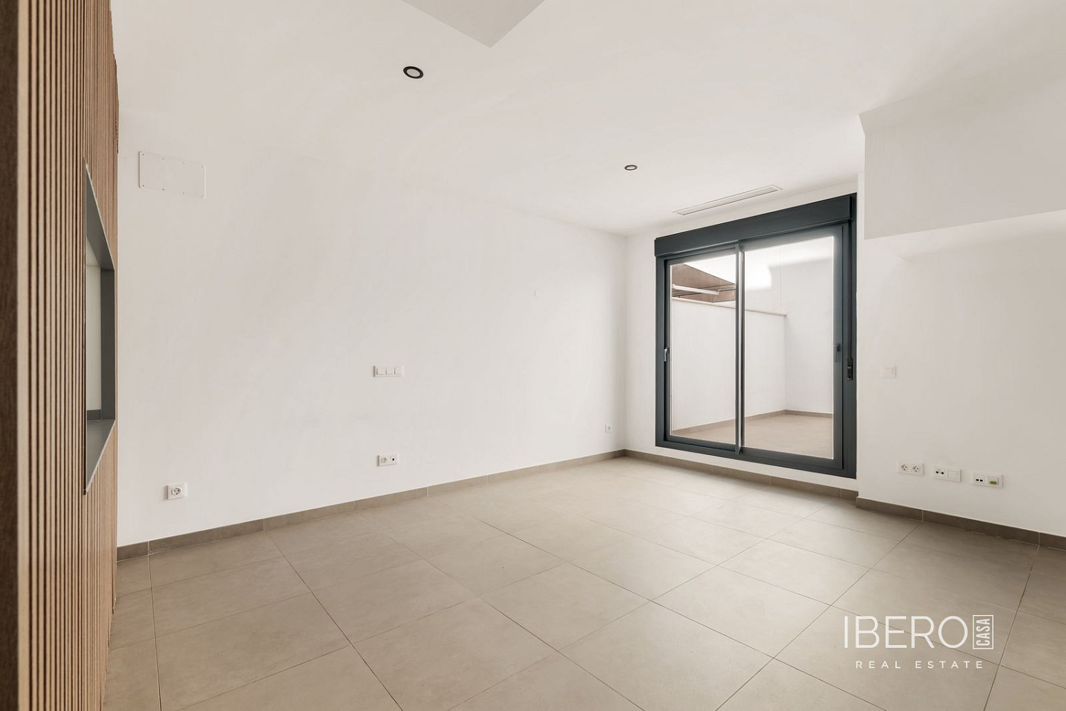 Casa 4+kk – Estepona, Main Entrance Park Beach Estepona, Cancelada - Vista 3