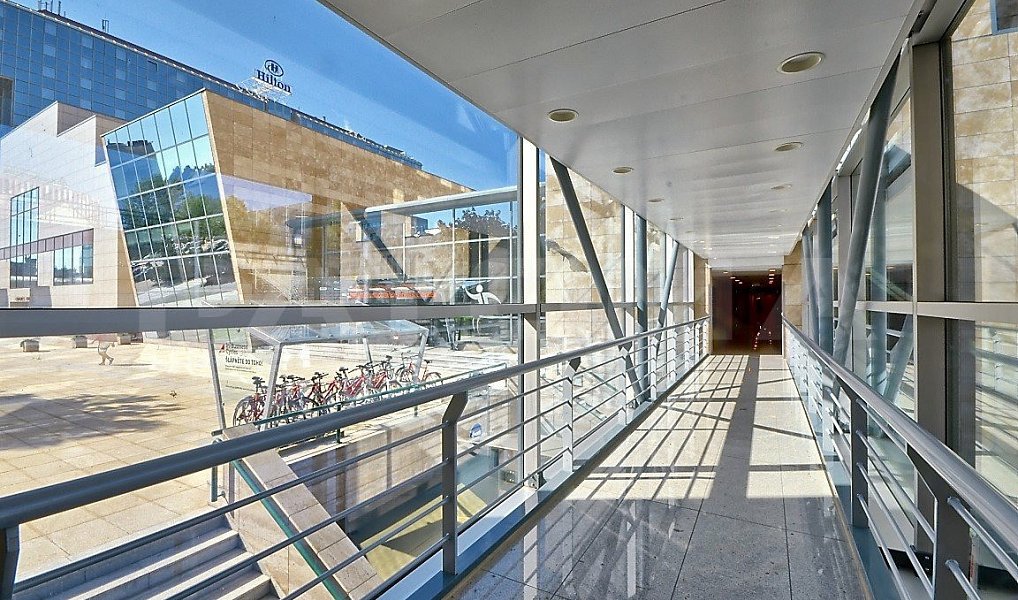 Pronájem kanceláře 135 m², Praha – náhled fotky 12