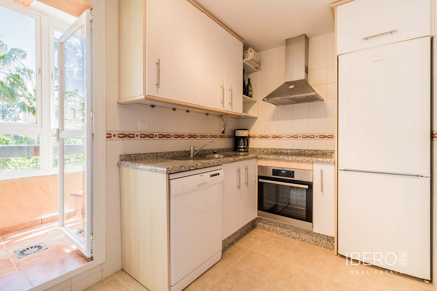 Prodej bytu 4+kk 107 m² — photo 2