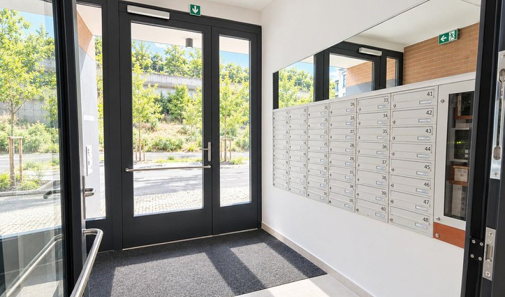 Pronájem bytu 2+kk 55 m², Praha – náhled fotky 13