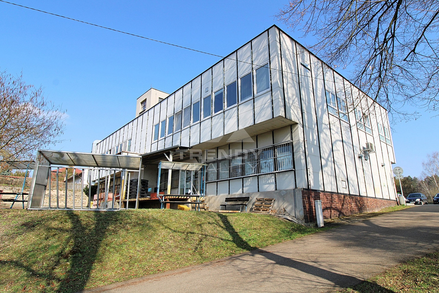 Prodej výrobních prostor 1 150 m² – fotografie 4