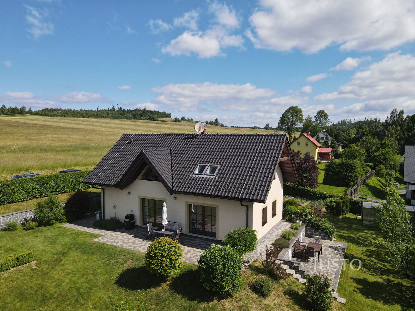 Prodej domu 256 m² s pozemkem 1 947 m²