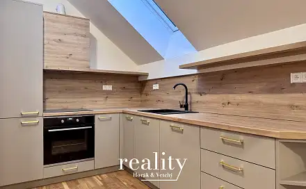 Pronájem bytu atypického 73 m², Gymnazijní, Moravské Budějovice, okres Třebíč