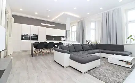 Prodej bytu 3+kk 94 m², Bezručova, Jihlava