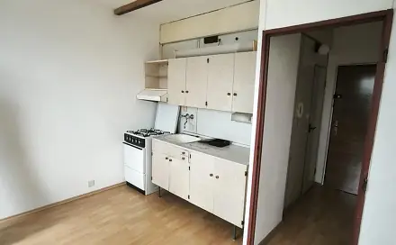 Pronájem bytu 1+1 36 m², Jirkovská, Chomutov
