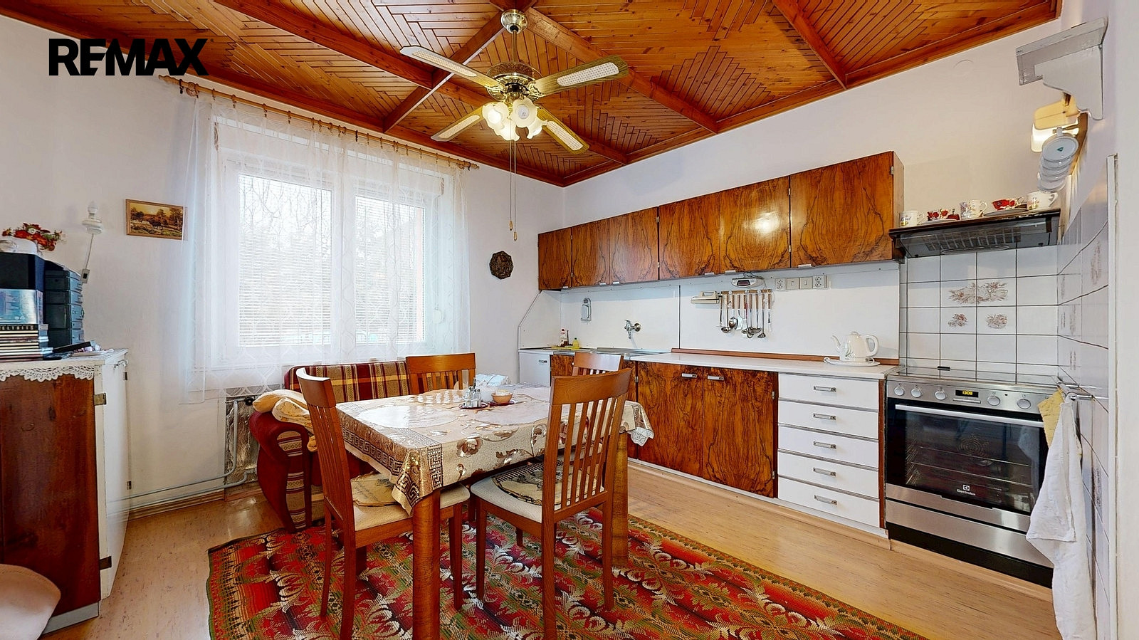 Prodej domu 156 m² s pozemkem 495 m² — photo 2