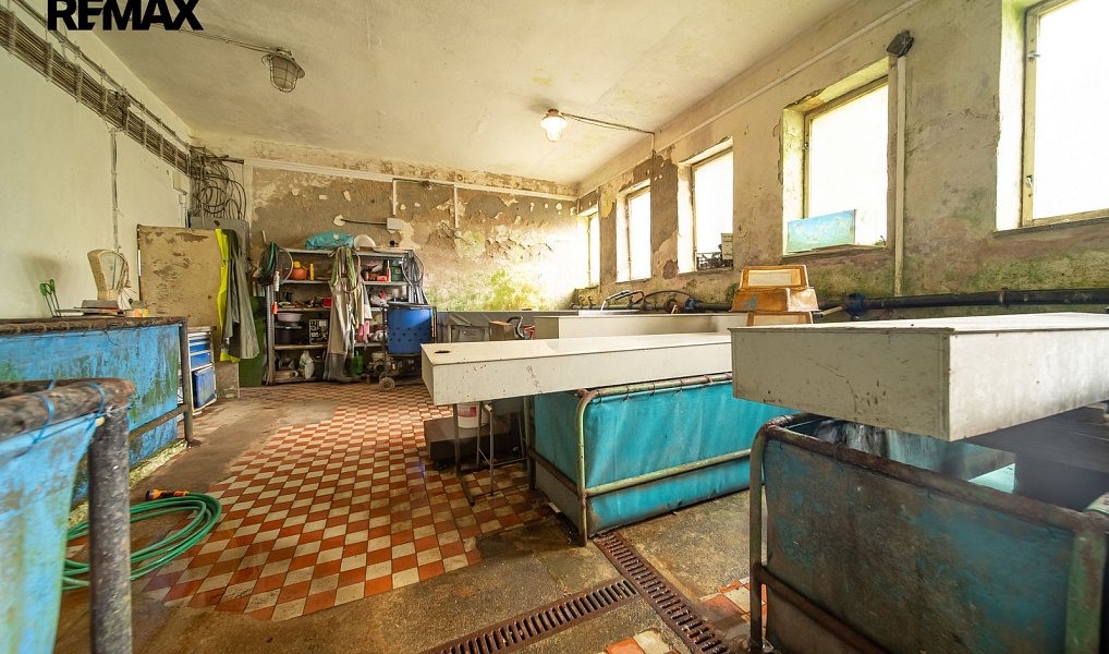Prodej zemědělského objektu 467 m², Mírov – náhled fotky 9