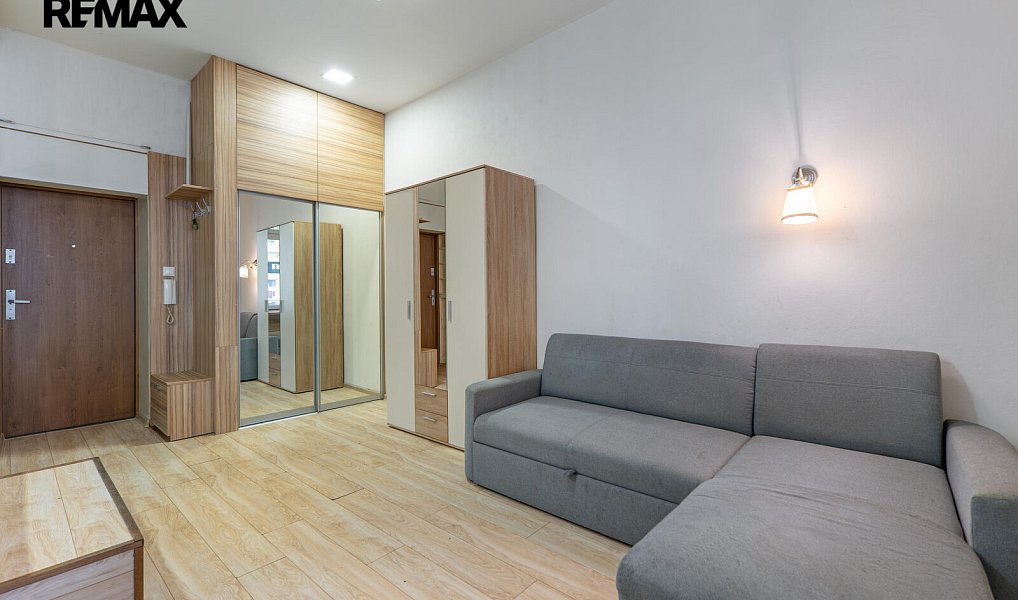 Prodej bytu 1+kk 27 m², Praha – náhled fotky 6