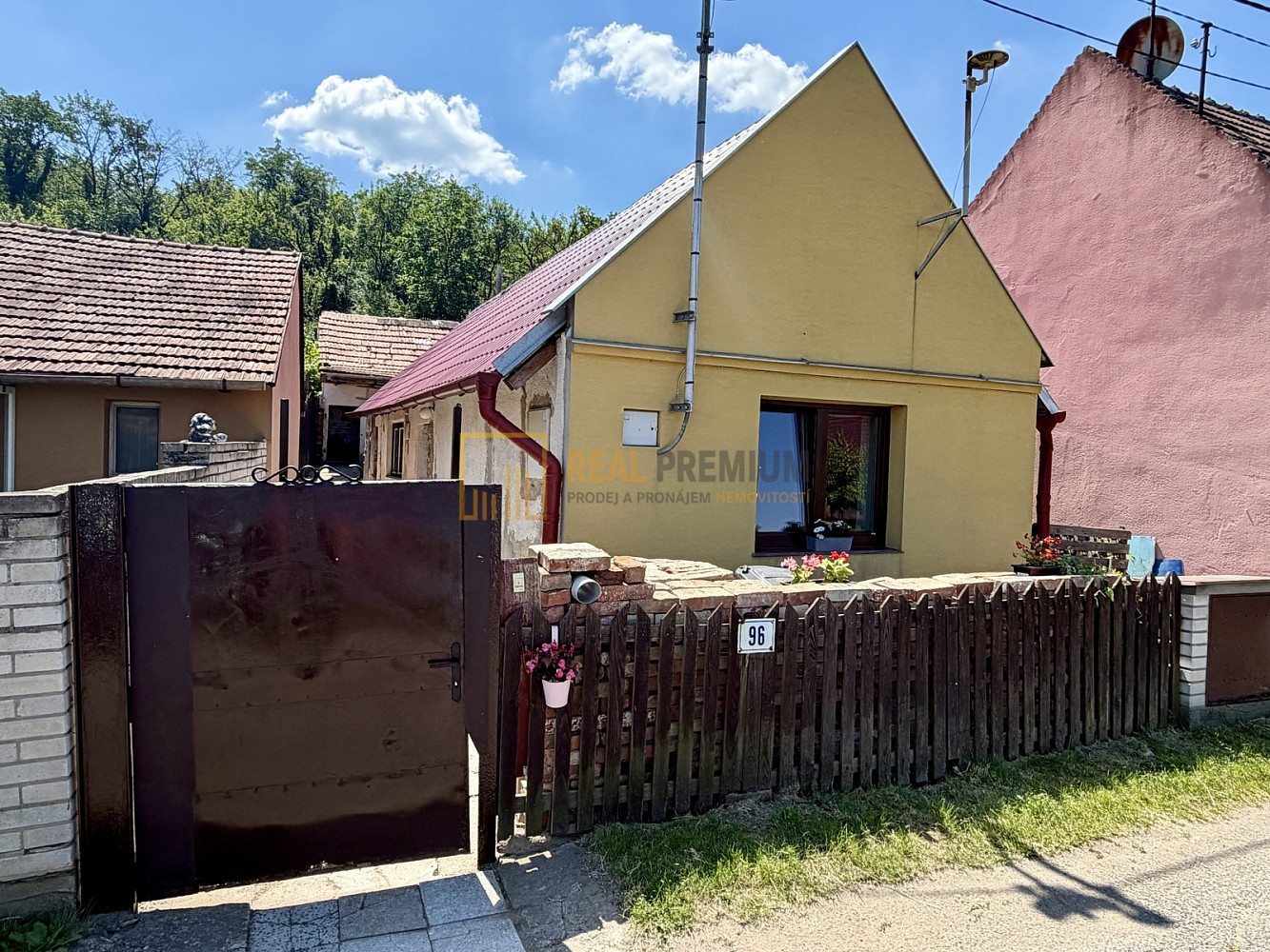 Prodej domu 74 m² s pozemkem 281 m²