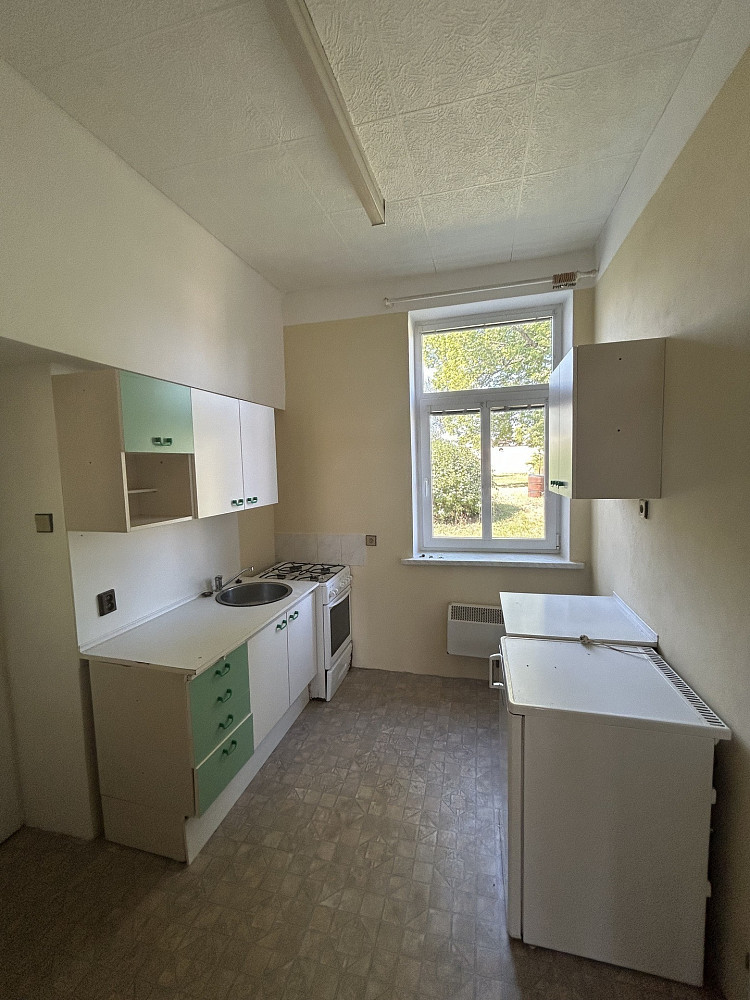 Pronájem bytu 1+1 32 m² – fotografie 3