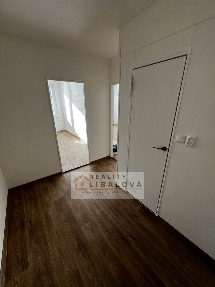 Pronájem bytu 2+kk 40 m² — photo 5