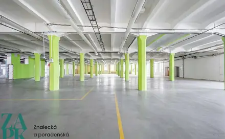 Pronájem skladovacích prostor 2 069 m², Pekařská, Cheb