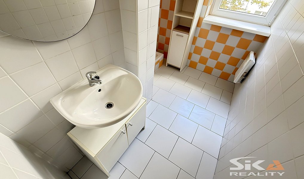 Prodej bytu 1+kk 34 m², Louny – náhled fotky 10
