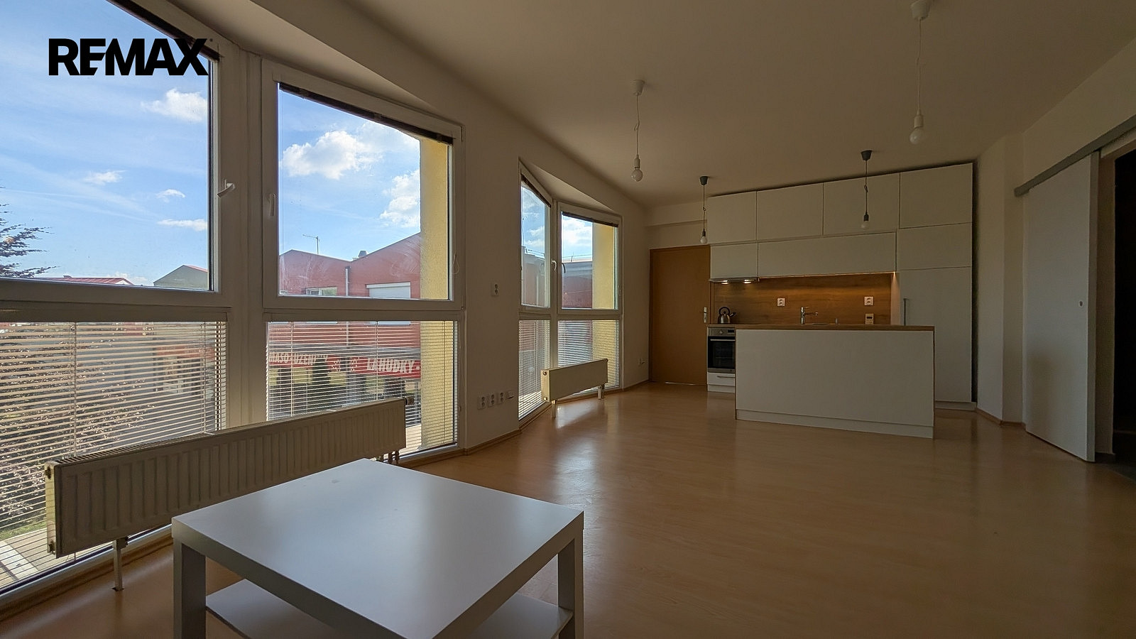Pronájem bytu 2+kk 52 m² – pohled 4