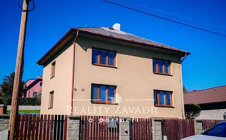 Pronájem bytu 3+1 83 m², Hlavní, Mirošovice, okres Praha-východ