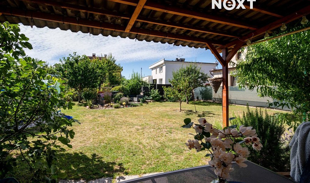 Prodej domu 239 m² s pozemkem 722 m², Praha – náhled fotky 3
