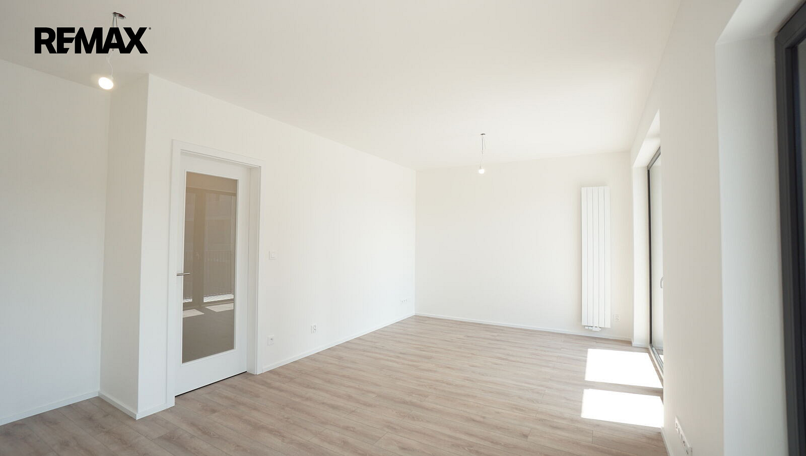 Pronájem bytu 3+kk 62 m² – fotografie 4
