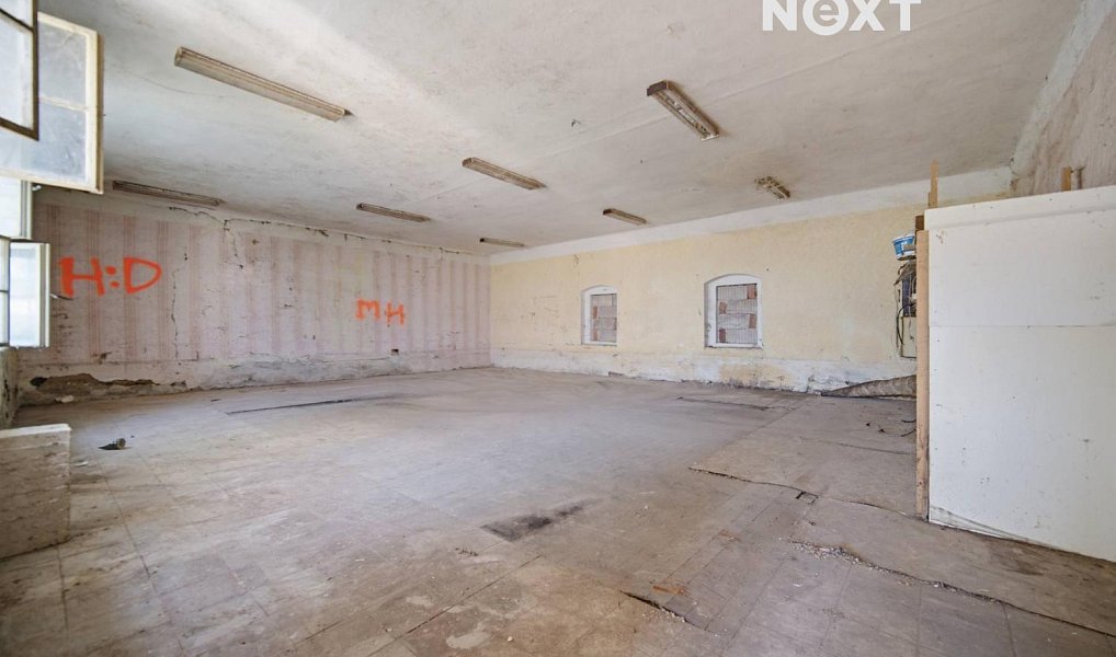 Prodej domu 250 m² s pozemkem 1 579 m², Adamov – náhled fotky 9
