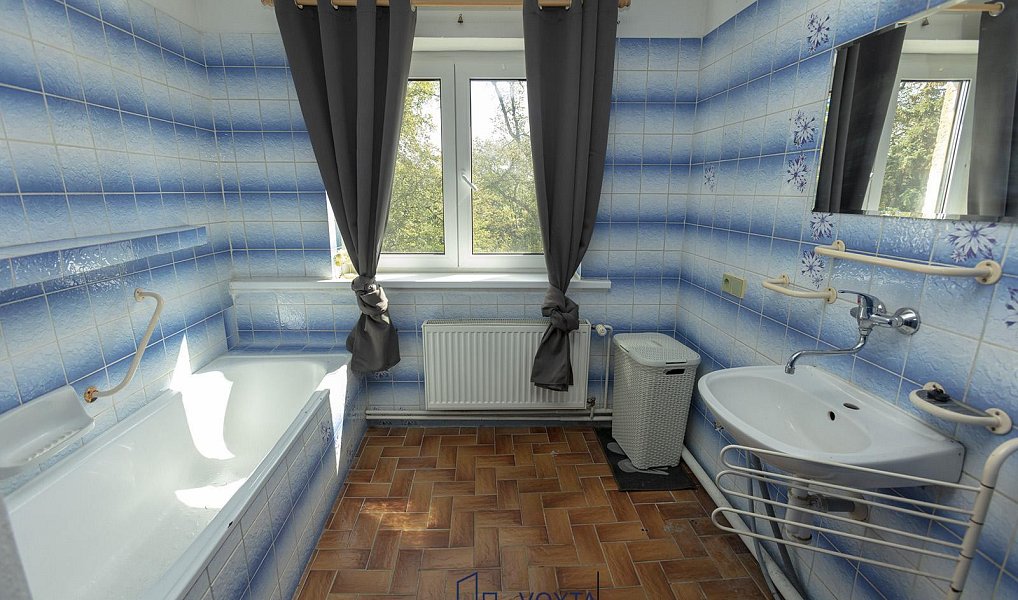 Prodej domu 320 m² s pozemkem 329 m², Duchcov – náhled fotky 22