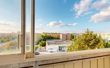 Prodej bytu 3+1 73 m², Sídliště, Hrušovany u Brna, okres Brno-venkov