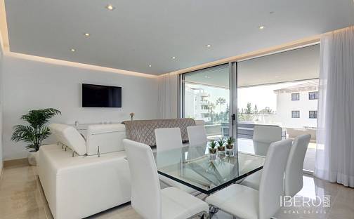 Prodej bytu 4+kk 122 m², Nueva Andalucía, Španělsko