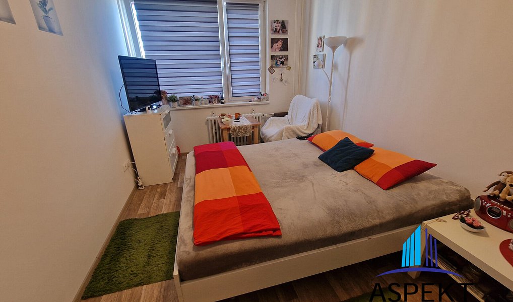 Prodej bytu 3+1 69 m², Praha – náhled fotky 2