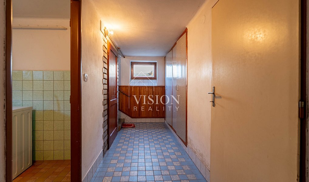 Prodej domu 204 m² s pozemkem 809 m², Kovářov – náhled fotky 12