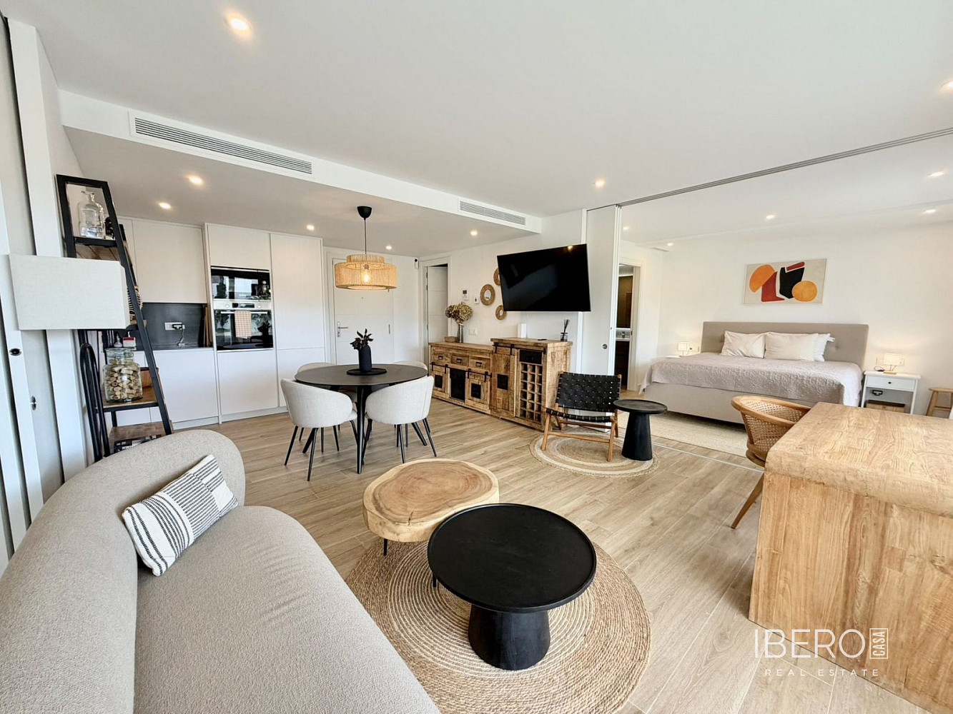 Prodej bytu 3+kk 76 m² — photo 2