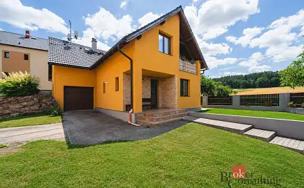 Prodej domu 198 m² s pozemkem 456 m², Losiná, okres Plzeň-město