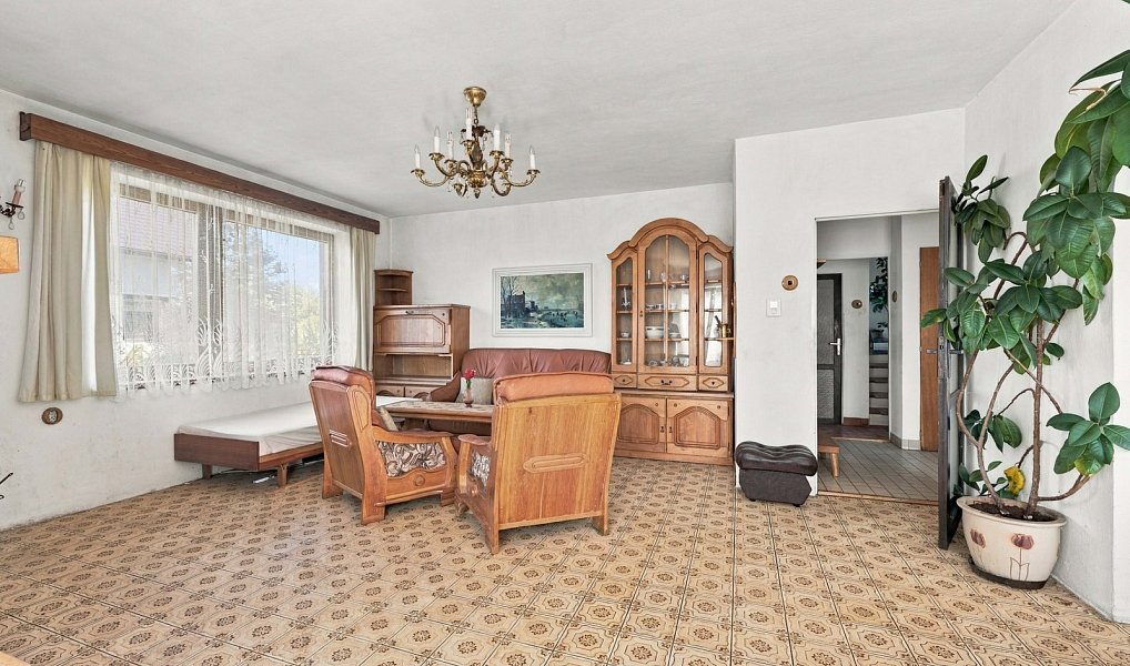 Prodej domu 196 m² s pozemkem 511 m², Ostřešany – náhled fotky 4